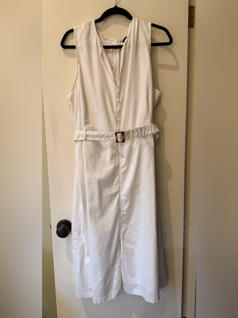 Banana Republic Honey Mom White Sleeveless Linen Cotton Midi Dress with Belt